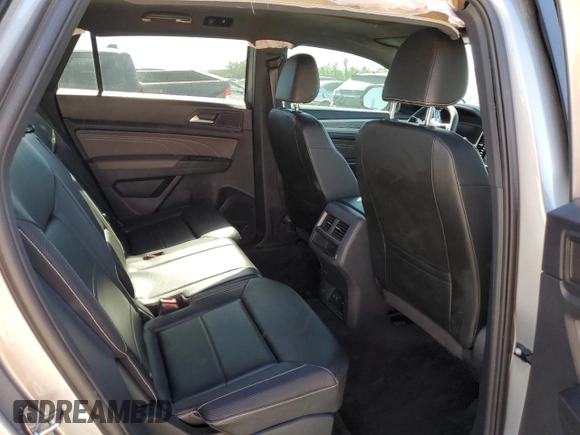 2022 Volkswagen Atlas SE with VIN 1V2JC2CA9NC230068, listed as a Copart auction lot 77862374 with 37,343 mi miles and Salvage title. Bid and sale history available at DreamBid. Image 11.