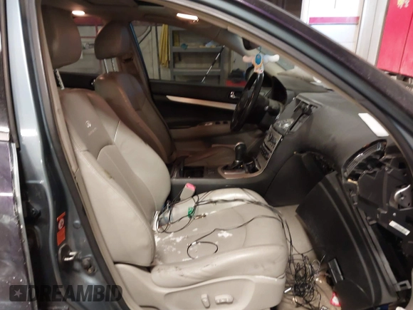 2008 Infiniti G35 Sedan x with VIN JNKBV61F28M262685, listed as a IAAI auction lot 41574754 with 1 mi miles. Bid and sale history available at carsss.com. Image 5.