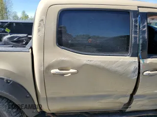 2017 Toyota Tacoma SR5 with VIN 5TFCZ5ANXHX082770, listed as a Copart auction lot 53835735 with 181,676 mi miles and Salvage Title. Bid and sale history available at carsss.com. Image 10.