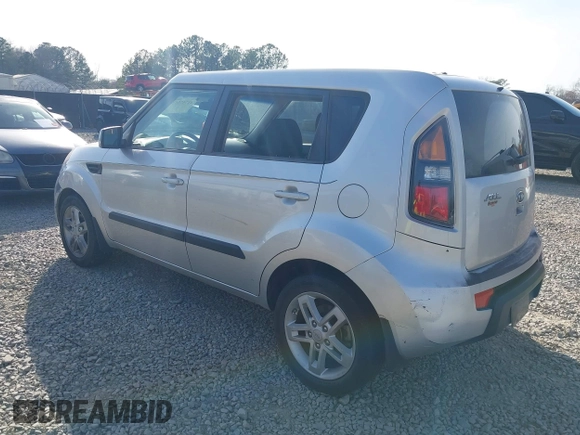 2011 Kia Soul + with VIN KNDJT2A27B7708974, listed as a IAAI auction lot 41757257 with 94,476 mi miles. Bid and sale history available at carsss.com. Image 3.