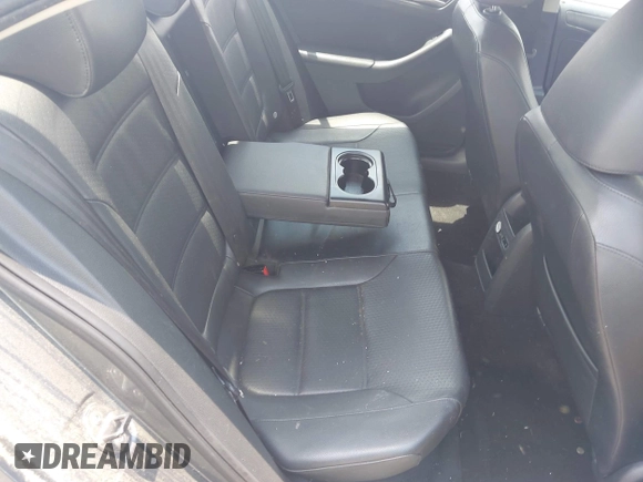 2014 Volkswagen Jetta SE with VIN 3VWD07AJ3EM232529, listed as a IAAI auction lot 42286442 with 125,000 mi miles and . Bid and sale history available at DreamBid. Image 8.