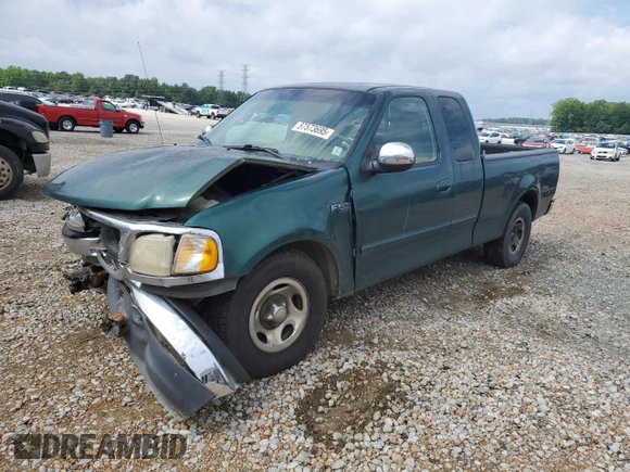 1999 Ford F-150 с VIN 1FTZX1723XNB11655, выставлен на аукционе Copart как лот 57573695 с пробегом Не указан миль и Списание • Salvage title. История ставок и продаж доступна на DreamBid. Изображение 1.