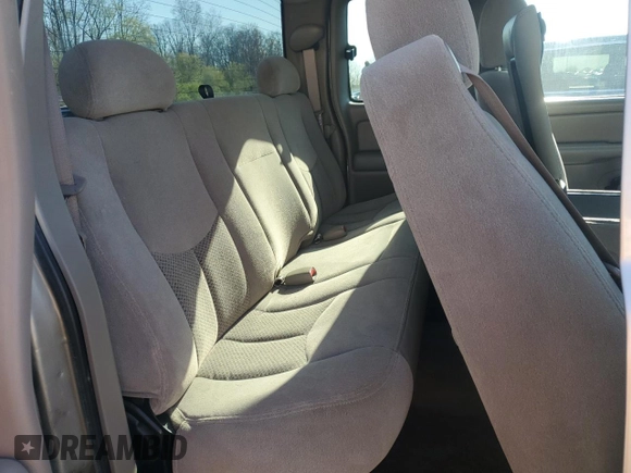 2004 Chevrolet Silverado 1500 Z71 with VIN 2GCEK19T641303720, listed as a Copart auction lot 54622325 with 211,776 mi miles and Clean Title. Bid and sale history available at DreamBid. Image 10.