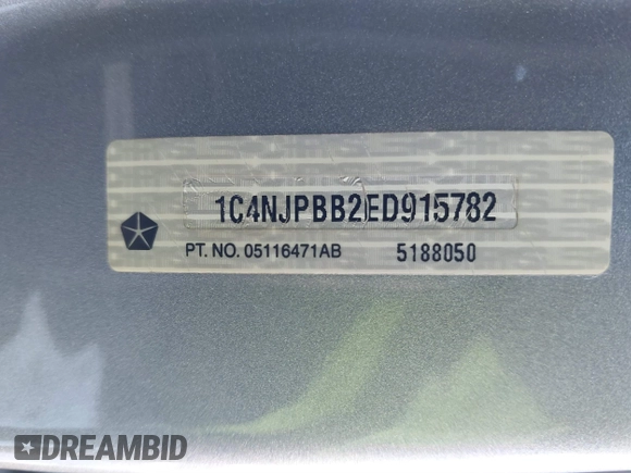 2014 Jeep Patriot Sport with VIN 1C4NJPBB2ED915782, listed as a IAAI auction lot 41628774 with 144,588 mi miles. Bid and sale history available at carsss.com. Image 9.