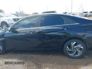 2024 Hyundai Elantra Limited with VIN KMHLP4DG7RU718847, listed as a IAAI auction lot 41506091 with 10,918 mi miles and . Bid and sale history available at DreamBid. Image 14.