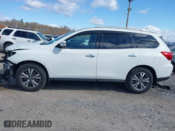 2017 Nissan Pathfinder SV z VIN 5N1DR2MM8HC683314, wystawiony jako IAAI lot #42013028 z przebiegiem 68 920 mil mil oraz . Historia ofert i sprzedaży dostępna na DreamBid. Obrazek 14.