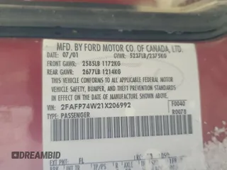 2001 Ford Crown Victoria LX z VIN 2FAFP74W21X206992, wystawiony jako Copart lot #45082985 z przebiegiem 137 954 mil mil oraz Szkoda całkowita • Salvage title. Historia ofert i sprzedaży dostępna na DreamBid. Obrazek 12.