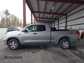 2008 Toyota Tundra 4WD Truck with VIN 5TBBV54168S492738, listed as a IAAI auction lot 41933935 with 225,767 mi miles. Bid and sale history available at carsss.com. Image 14.