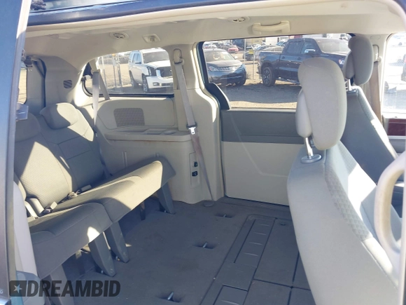 2010 Chrysler Town & Country Touring with VIN 2A4RR5D13AR308522, listed as a IAAI auction lot 41673246 with 125,647 mi miles. Bid and sale history available at carsss.com. Image 8.