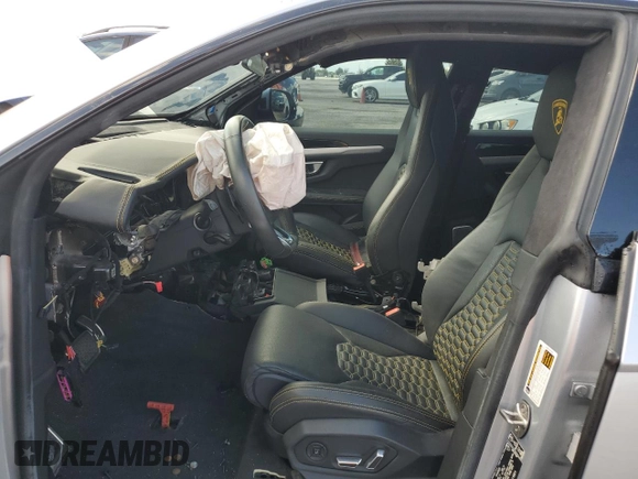 2021 Lamborghini Urus z VIN ZPBUA1ZL5MLA11591, wystawiony jako Copart lot #71260894 z przebiegiem Nie podano mil oraz Tytuł czysty. Historia ofert i sprzedaży dostępna na DreamBid. Obrazek 7.