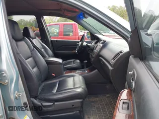 2002 Acura MDX with VIN 2HNYD18242H535635, listed as a IAAI auction lot 42123568 with 170,057 mi miles. Bid and sale history available at carsss.com. Image 5.