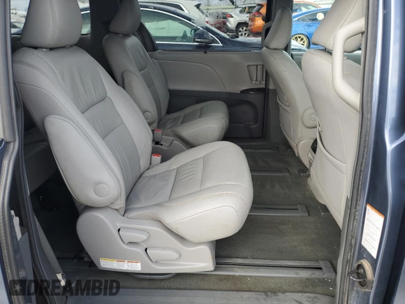 2016 Toyota Sienna Ltd with VIN 5TDDK3DC1GS135142, listed as a Copart auction lot 45336825 with 189,257 mi miles and Clean Title. Bid and sale history available at carsss.com. Image 11.