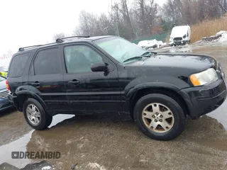 2004 Ford Escape Limited with VIN 1FMCU94164KA98160, listed as a IAAI auction lot 41574437 with 169,378 mi miles. Bid and sale history available at carsss.com. Image 13.