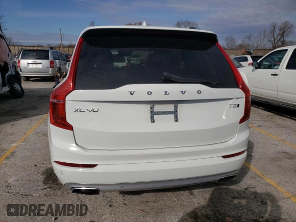 2016 Volvo XC90 Momentum with VIN YV4102XK8G1081922, listed as a Copart auction lot 67849462 with 52,278 mi miles. Bid and sale history available at carsss.com. Image 6.