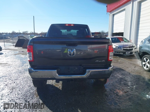 2020 Ram 2500 Tradesman with VIN 3C6UR5CJ7LG303941, listed as a IAAI auction lot 41610301 with 42,513 mi miles and . Bid and sale history available at DreamBid. Image 16.