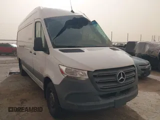 2021 Mercedes-Benz Sprinter Cargo with VIN W1W40CHY3MT054169, listed as a IAAI auction lot 41318277 with 76,584 mi miles. Bid and sale history available at carsss.com. Image 1.