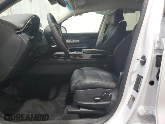 2025 Genesis GV70 2.5T with VIN 5NMMADTB1SH031960, listed as a Copart auction lot 60893135 with 7,218 mi miles and Salvage title. Bid and sale history available at DreamBid. Image 7.