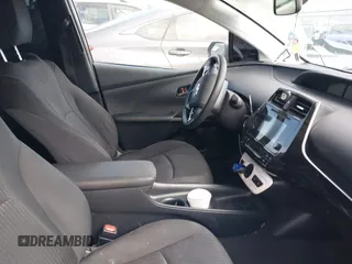 2016 Toyota Prius Two with VIN JTDKBRFU3G3516895, listed as a IAAI auction lot 41720956 with 234,879 mi miles and . Bid and sale history available at DreamBid. Image 5.