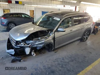 2023 Volkswagen Atlas SEL z VIN 1V2BR2CA4PC529988, wystawiony jako Copart lot #88868575 z przebiegiem Nie podano mil oraz Szkoda całkowita • Salvage title. Historia ofert i sprzedaży dostępna na DreamBid. Obrazek 1.