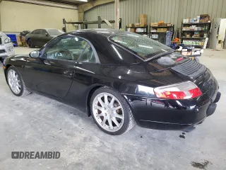 2000 Porsche 911 z VIN WP0CA2990YS650907, wystawiony jako Copart lot #56488095 z przebiegiem 89 026 mil mil oraz Czysty tytuł • Clean title. Historia ofert i sprzedaży dostępna na DreamBid. Obrazek 2.