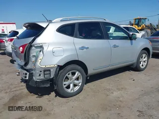 2011 Nissan Rogue S z VIN JN8AS5MV3BW272788, wystawiony jako IAAI lot #42117149 z przebiegiem 96 051 mil mil oraz . Historia ofert i sprzedaży dostępna na DreamBid. Obrazek 4.