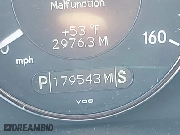 2007 Mercedes-Benz CLS-Class 5.5L with VIN WDDDJ72X47A101635, listed as a IAAI auction lot 41643883 with 179,543 mi miles. Bid and sale history available at carsss.com. Image 15.