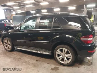2010 Mercedes-Benz M-Class ML 350 with VIN 4JGBB8GB2AA610868, listed as a IAAI auction lot 41714432 with 70,506 mi miles. Bid and sale history available at carsss.com. Image 14.
