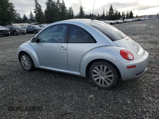 2008 Volkswagen New Beetle Coupe S with VIN 3VWRW31C98M510546, listed as a Copart auction lot 85232744 with 133,264 mi miles and Salvage Title. Bid and sale history available at carsss.com. Image 2.