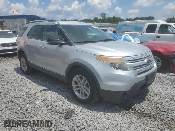 2013 Ford Explorer XLT with VIN 1FM5K7D82DGC82398, listed as a Copart auction lot 62590905 with 188,792 mi miles and Salvage title. Bid and sale history available at DreamBid. Image 4.