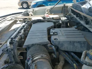 2022 Chevrolet Silverado 1500 Custom z VIN 3GCPWBEK7NG167333, wystawiony jako IAAI lot #42904492 z przebiegiem 131 303 mil mil oraz . Historia ofert i sprzedaży dostępna na DreamBid. Obrazek 17.