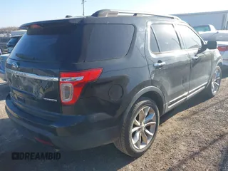 2015 Ford Explorer XLT with VIN 1FM5K7D8XFGA85983, listed as a IAAI auction lot 41741315 with 197,160 mi miles and . Bid and sale history available at carsss.com. Image 4.