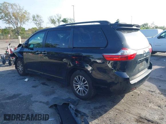 2020 Toyota Sienna XLE Auto Access Seat z VIN 5TDYZ3DC4LS071928, wystawiony jako IAAI lot #41699404 z przebiegiem 82 065 mil mil oraz . Historia ofert i sprzedaży dostępna na DreamBid. Obrazek 3.