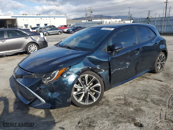 2021 Toyota Corolla Hatchback XSE with VIN JTNC4MBEXM3137464, listed as a Copart auction lot 44084395 with 39,569 mi miles and Salvage Title. Bid and sale history available at carsss.com. Image 1.