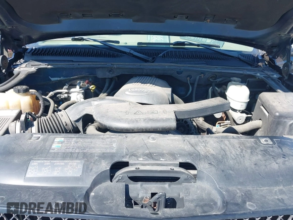 2004 Chevrolet Avalanche Z71 with VIN 3GNEK12T84G225711, listed as a IAAI auction lot 42051081 with 204,049 mi miles. Bid and sale history available at carsss.com. Image 10.