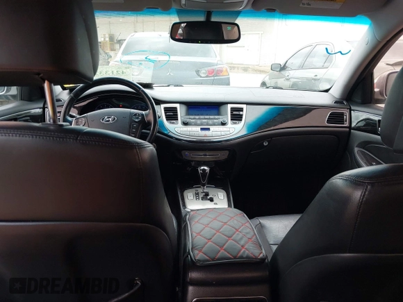 2013 Hyundai Genesis 3.8L with VIN KMHGC4DD1DU245412, listed as a IAAI auction lot 42133286 with 184,151 mi miles and . Bid and sale history available at DreamBid. Image 17.