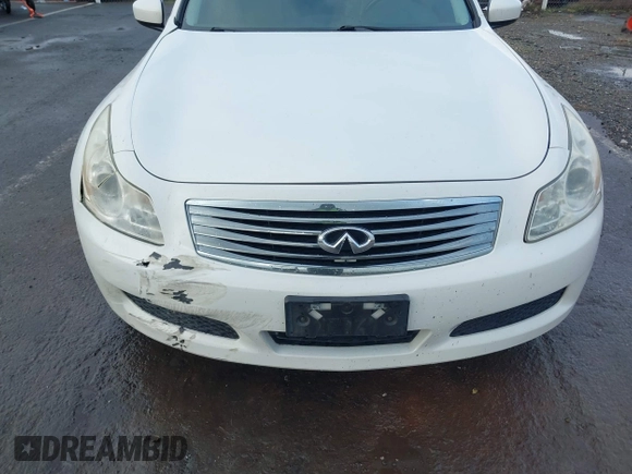 2009 Infiniti G37 Journey with VIN JNKCV61E09M305045, listed as a IAAI auction lot 41765352 with 174,390 mi miles and . Bid and sale history available at carsss.com. Image 6.