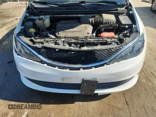 2018 Chrysler Pacifica Touring with VIN 2C4RC1DG0JR168076, listed as a Copart auction lot 62924895 with 125,767 mi miles and Clean title. Bid and sale history available at DreamBid. Image 12.