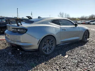 2023 Chevrolet Camaro ZL1 with VIN 1G1FK1R60P0104167, listed as a Copart auction lot 47892525 with 16,795 mi miles and Salvage title. Bid and sale history available at DreamBid. Image 3.