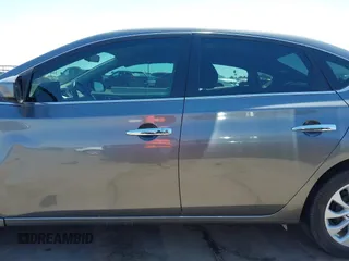 2019 Nissan Sentra SV z VIN 3N1AB7AP5KY312085, wystawiony jako IAAI lot #42311937 z przebiegiem 68 453 mil mil oraz . Historia ofert i sprzedaży dostępna na DreamBid. Obrazek 14.