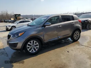 2016 Kia Sportage LX with VIN KNDPBCAC0G7881092, listed as a Copart auction lot 48780095 with 122,667 mi miles and Salvage Title. Bid and sale history available at carsss.com. Image 1.
