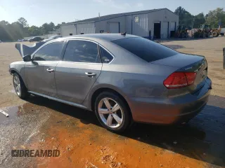 2015 Volkswagen Passat Limited Edition Edition z VIN 1VWAT7A33FC088673, wystawiony jako Copart lot #53455905 z przebiegiem 143 953 mil mil oraz Szkoda całkowita • Salvage title. Historia ofert i sprzedaży dostępna na DreamBid. Obrazek 2.