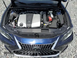 2025 Lexus ES 350 Ultra Luxury z VIN 58AFZ1B16SU197302, wystawiony jako Copart lot #56118205 z przebiegiem 739 mil mil oraz Nie do naprawy • Non repairable. Historia ofert i sprzedaży dostępna na DreamBid. Obrazek 11.