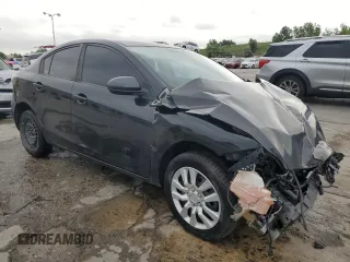 2013 Mazda 3 i Sport with VIN JM1BL1UP5D1847349, listed as a Copart auction lot 61378075 with 157,963 mi miles and Salvage title. Bid and sale history available at DreamBid. Image 4.