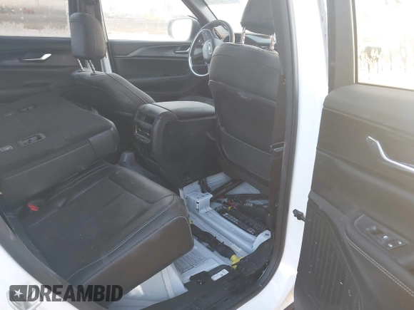 2023 Jeep Grand Cherokee Laredo с VIN 1C4RJHAG1PC609153, выставлен на аукционе IAAI как лот 41757588 с пробегом 11 801 миль миль и . История ставок и продаж доступна на DreamBid. Изображение 8.