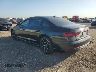 2021 Audi A8 z VIN WAU8DAF82MN007466, wystawiony jako Copart lot #52255715 z przebiegiem Nie podano mil oraz Szkoda całkowita • Salvage title. Historia ofert i sprzedaży dostępna na DreamBid. Obrazek 2.