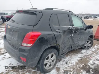 2019 Chevrolet Trax LT with VIN KL7CJPSB6KB873807, listed as a IAAI auction lot 41555685 with 120,844 mi miles. Bid and sale history available at carsss.com. Image 4.