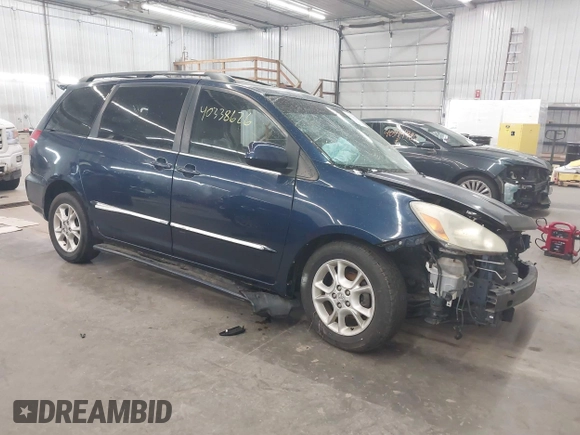 2004 Toyota Sienna XLE with VIN 5TDZA22C04S069314, listed as a IAAI auction lot 40338626 with Not Provided miles and . Bid and sale history available at carsss.com. Image 1.