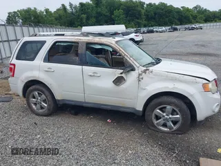 2011 Ford Escape Limited с VIN 1FMCU0EG9BKB38467, выставлен на аукционе IAAI как лот 42383927 с пробегом 271 130 миль миль и . История ставок и продаж доступна на DreamBid. Изображение 13.