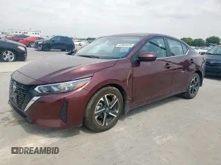 2024 Nissan Sentra SV z VIN 3N1AB8CV1RY295751, wystawiony jako Copart lot #57054475 z przebiegiem 14 770 mil mil oraz Szkoda całkowita • Salvage title. Historia ofert i sprzedaży dostępna na DreamBid. Obrazek 1.