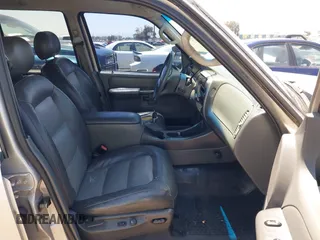 2005 Ford Explorer Sport Trac XLS с VIN 1FMZU67K05UA13302, выставлен на аукционе IAAI как лот 42507293 с пробегом 166 641 миль миль и . История ставок и продаж доступна на DreamBid. Изображение 5.